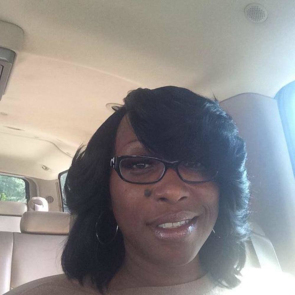 Meet your Posher, Antionette